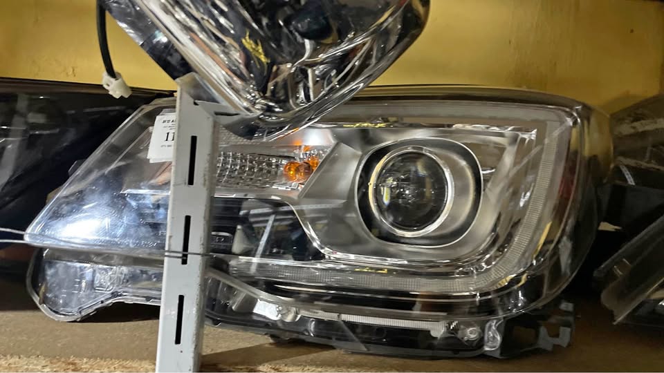 Subaru Forester LED HEADLIGHT - Private Seller Subaru Forester LED HEADLIGHT - Private Seller
