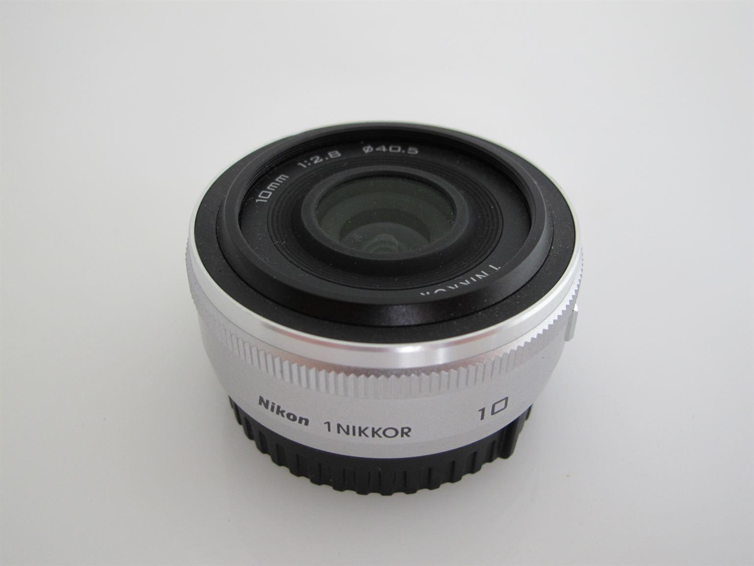 Nikon 1 Nikkor 10mm f2.8 lens for Nikon 1 Series Mirroless Digital cameras