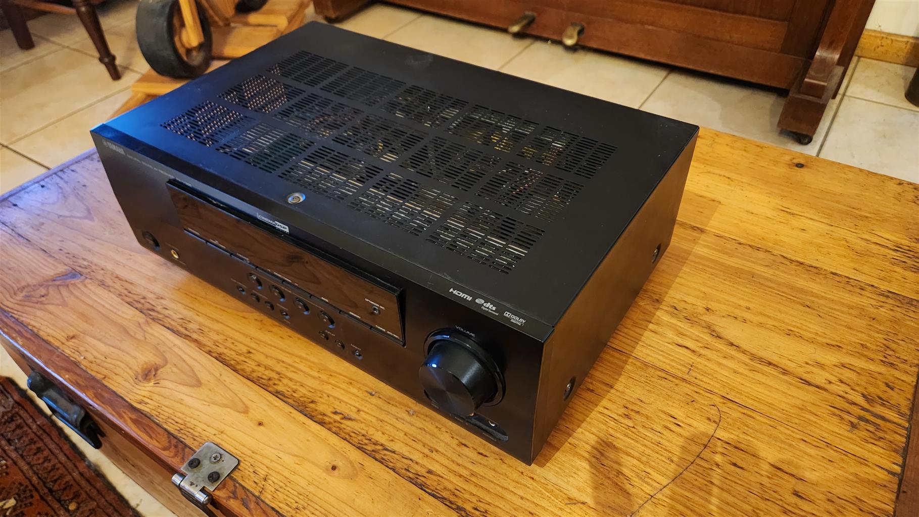 Yamaha 5.1 500W CINEMA AMP