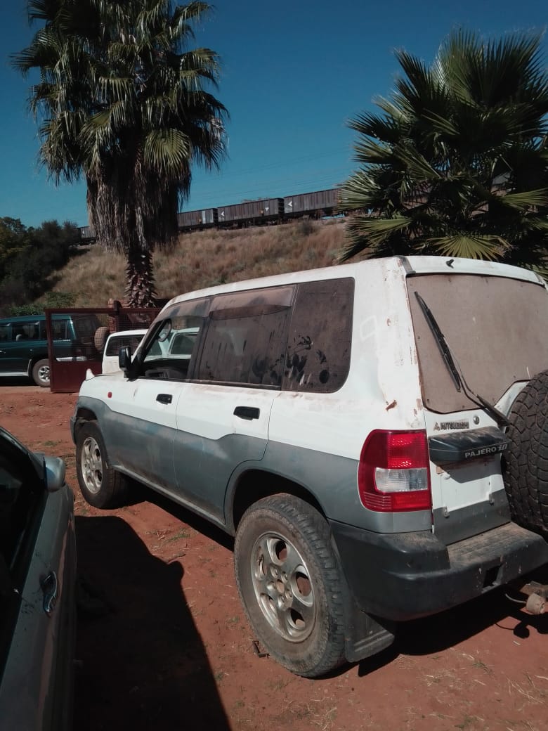 Mitsubishi Pajero IO GDI 2000 Model Stripping For Parts - Private Seller