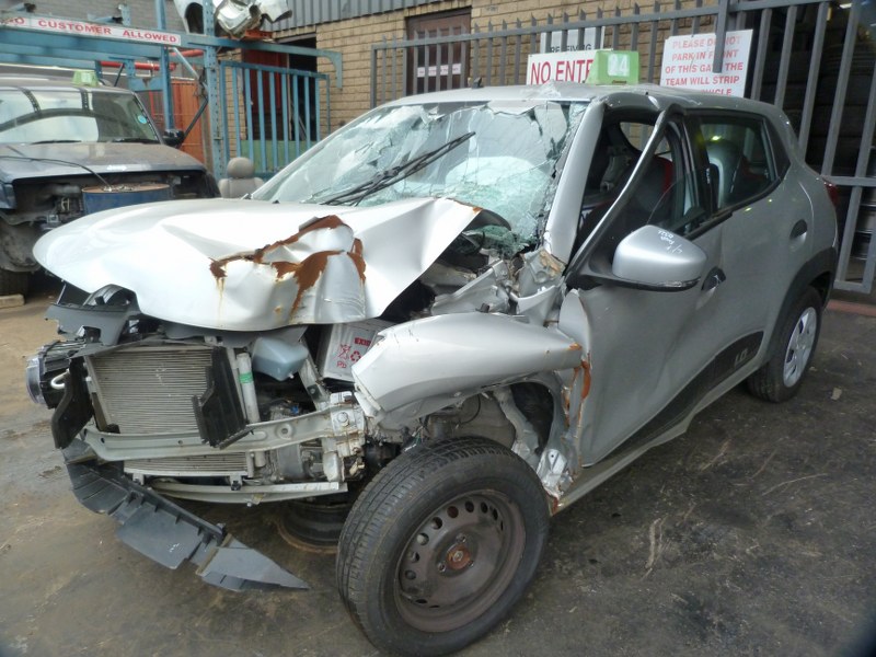 Renault Kwid 1.0 Expression Life Manual Silver - 2023 STRIPPING FOR SPARES - Private Seller Renault Kwid 1.0 Expression Life Manual Silver - 2023 STRIPPING FOR SPARES - Private Seller