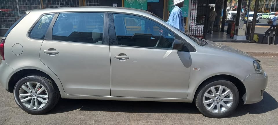 2013 VW POLO VIVO 1.4 TRENDLINE HATCHBACK, 82000KM