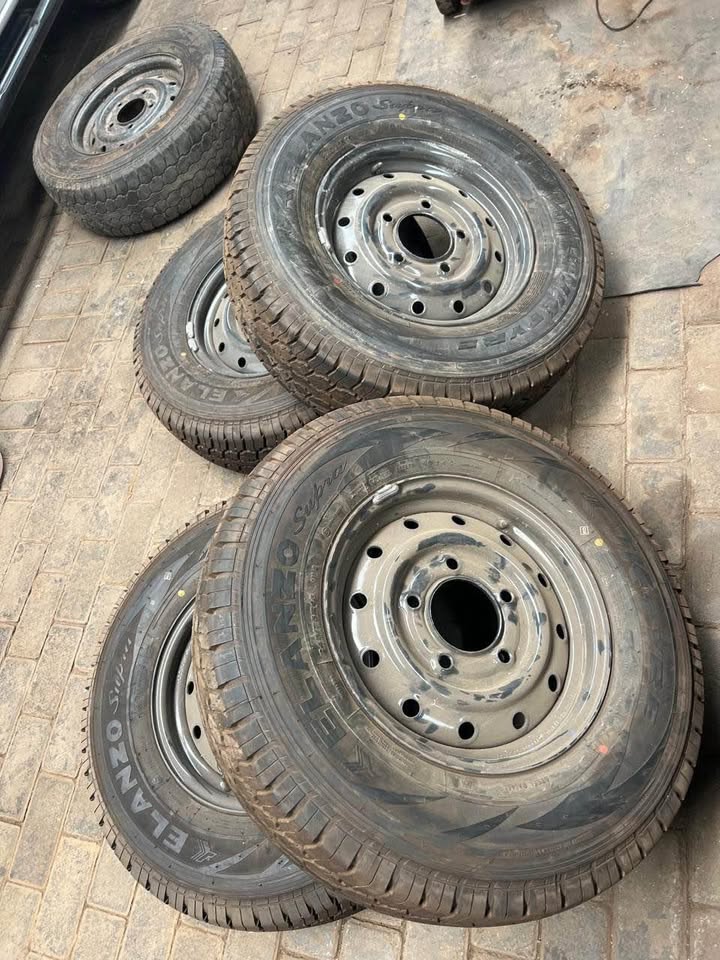 Mahindra Scorpio New Rims And Tyres Available Call or whatsapp - Private Seller Mahindra Scorpio New Rims And Tyres Available Call or whatsapp - Private Seller