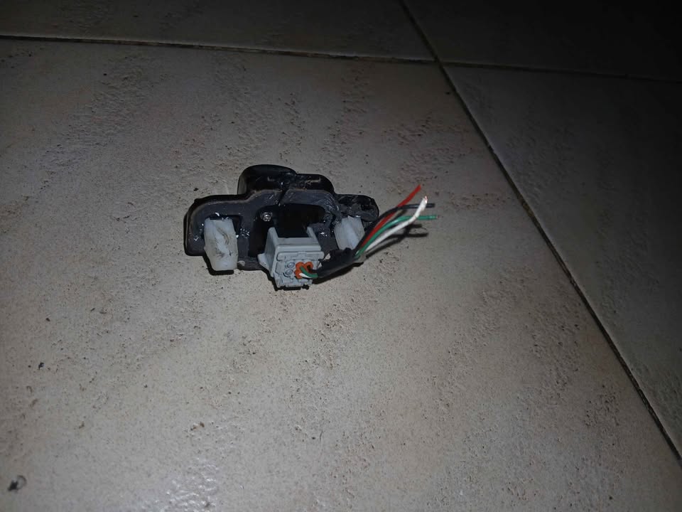 Toyota corolla cross boot camera - Private Seller Toyota corolla cross boot camera - Private Seller