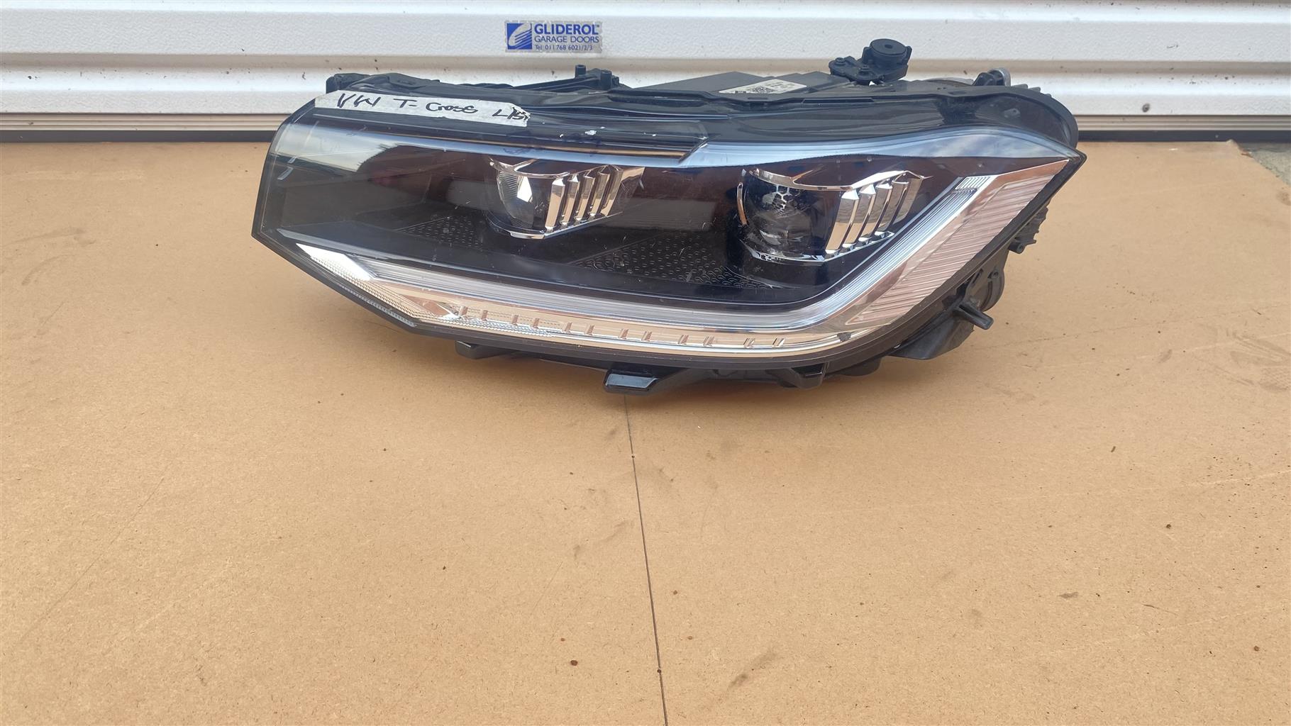 VW Tcross passenger side headlight