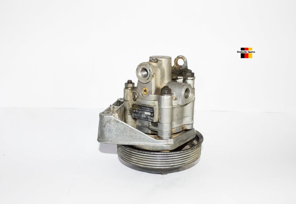 1991-1998 BMW 3 (E36) 320 STEERING PUMP OEM: 863218 - Private Seller 1991-1998 BMW 3 (E36) 320 STEERING PUMP OEM: 863218 - Private Seller
