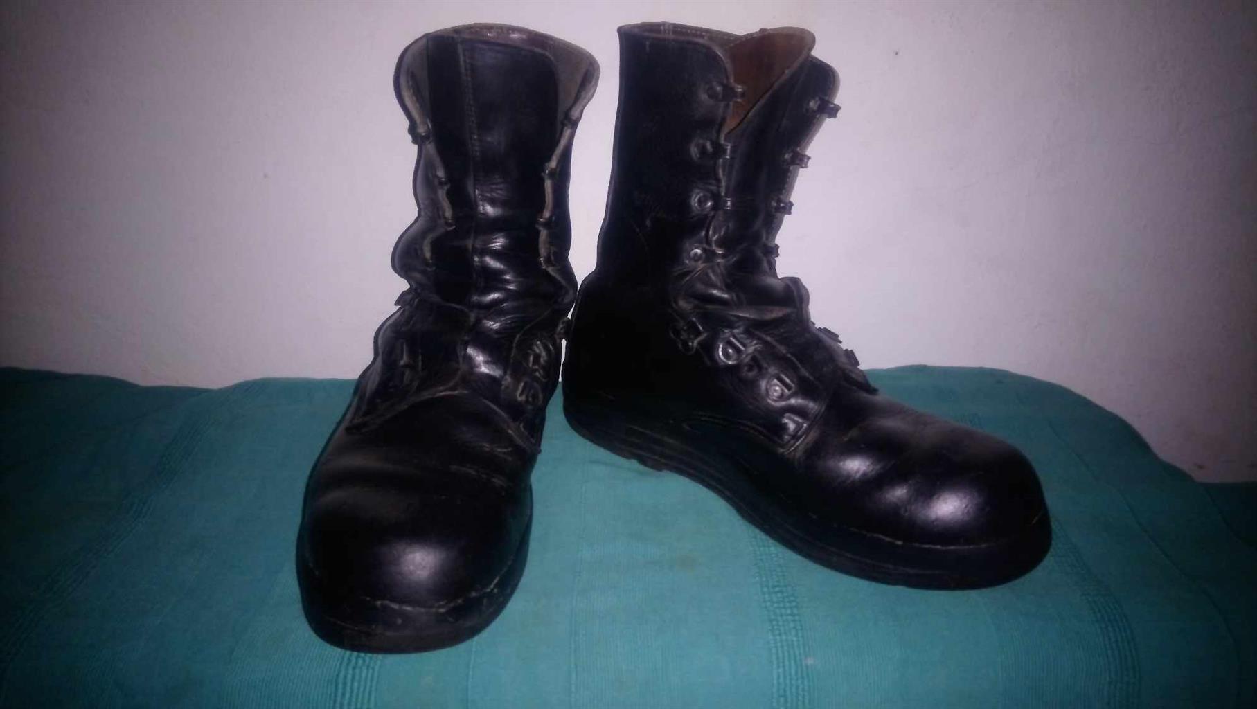 Army Boots Minerva Authentic Swiss made Army Boots Minerva Authentic Swiss made