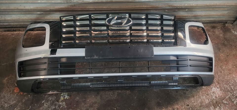 Hyundai venue complete bumper super clean - Private Seller Hyundai venue complete bumper super clean - Private Seller