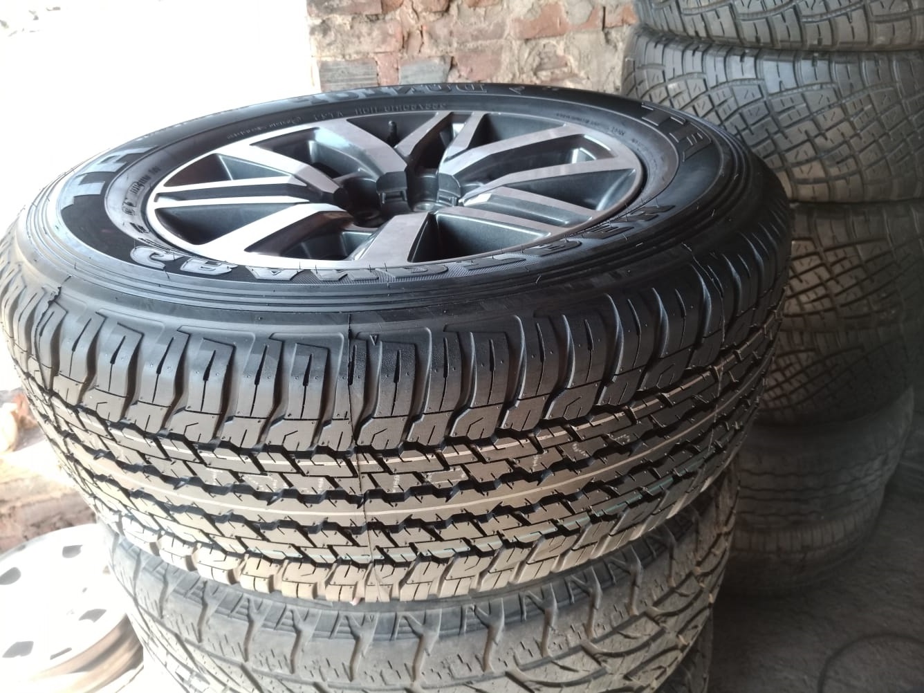 18 inch Toyota Hilux/Fortuner original mag with brand new 265/60/18 Dunlop Grand - Private Seller 18 inch Toyota Hilux/Fortuner original mag with brand new 265/60/18 Dunlop Grand - Private Seller