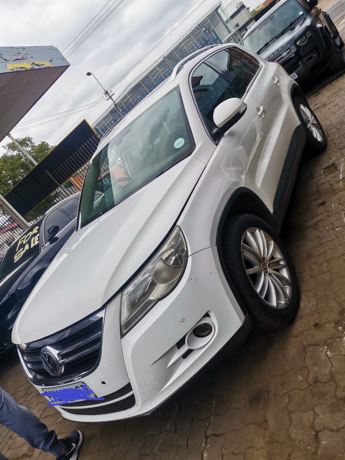 VW TIGUAN 2L DIESEL FOR SALE ASK FOR SHEVANIE WHEN ENQUIRING - Private Seller VW TIGUAN 2L DIESEL FOR SALE ASK FOR SHEVANIE WHEN ENQUIRING - Private Seller