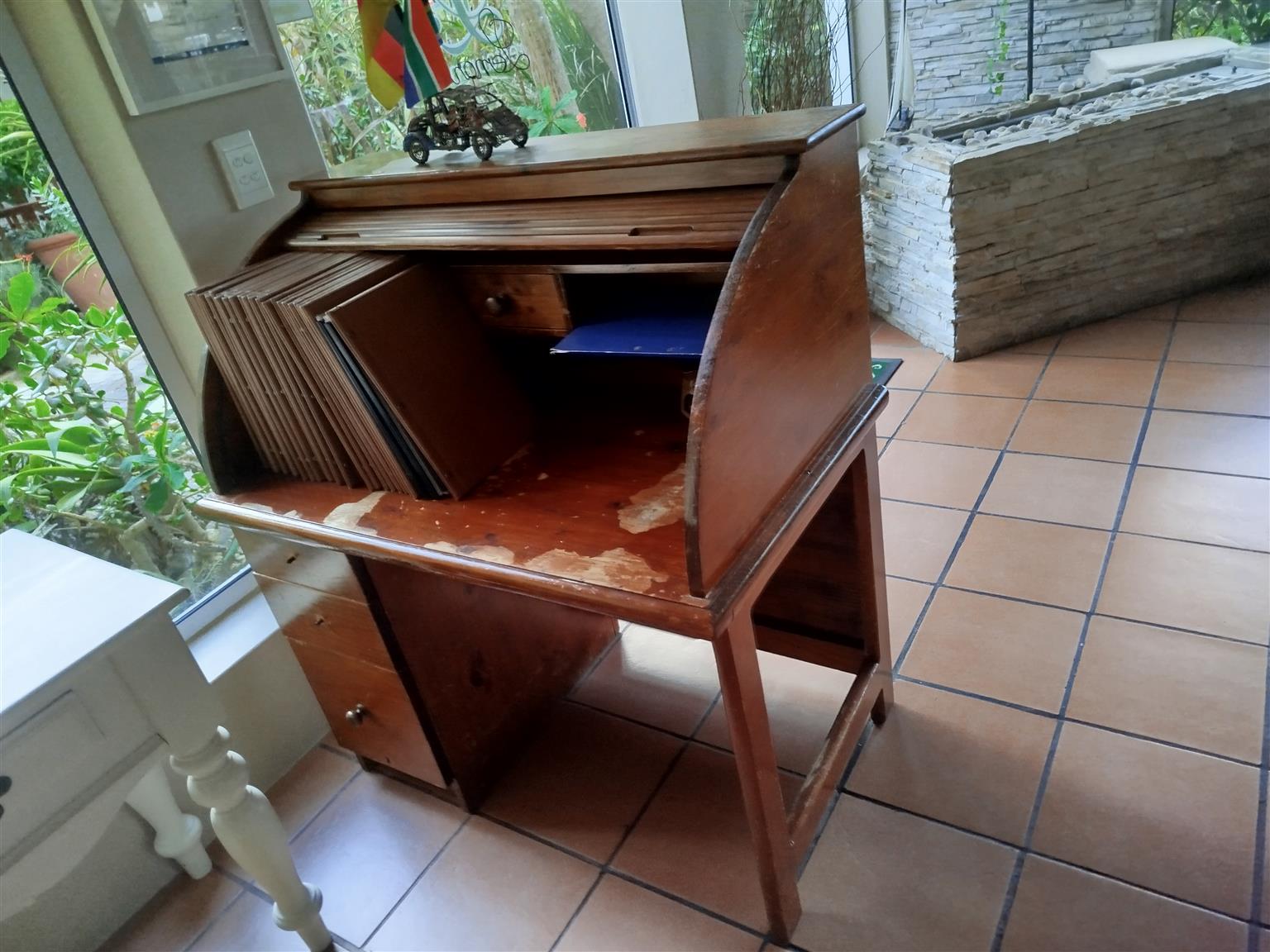 Rolling desk Rolling desk