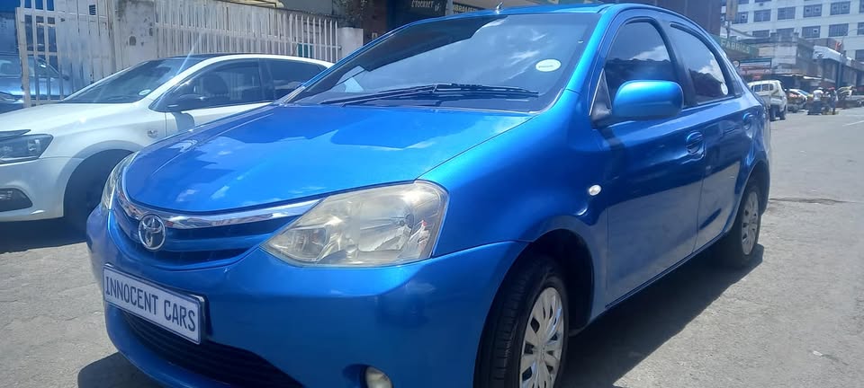 2013 TOYOTA ETIOS 1.5 PETROL, MANUAL, 89000KM, BLUE COLOUR