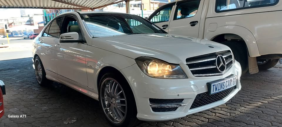 Mercedes-Benz C200 Edition C Automatic Petrol