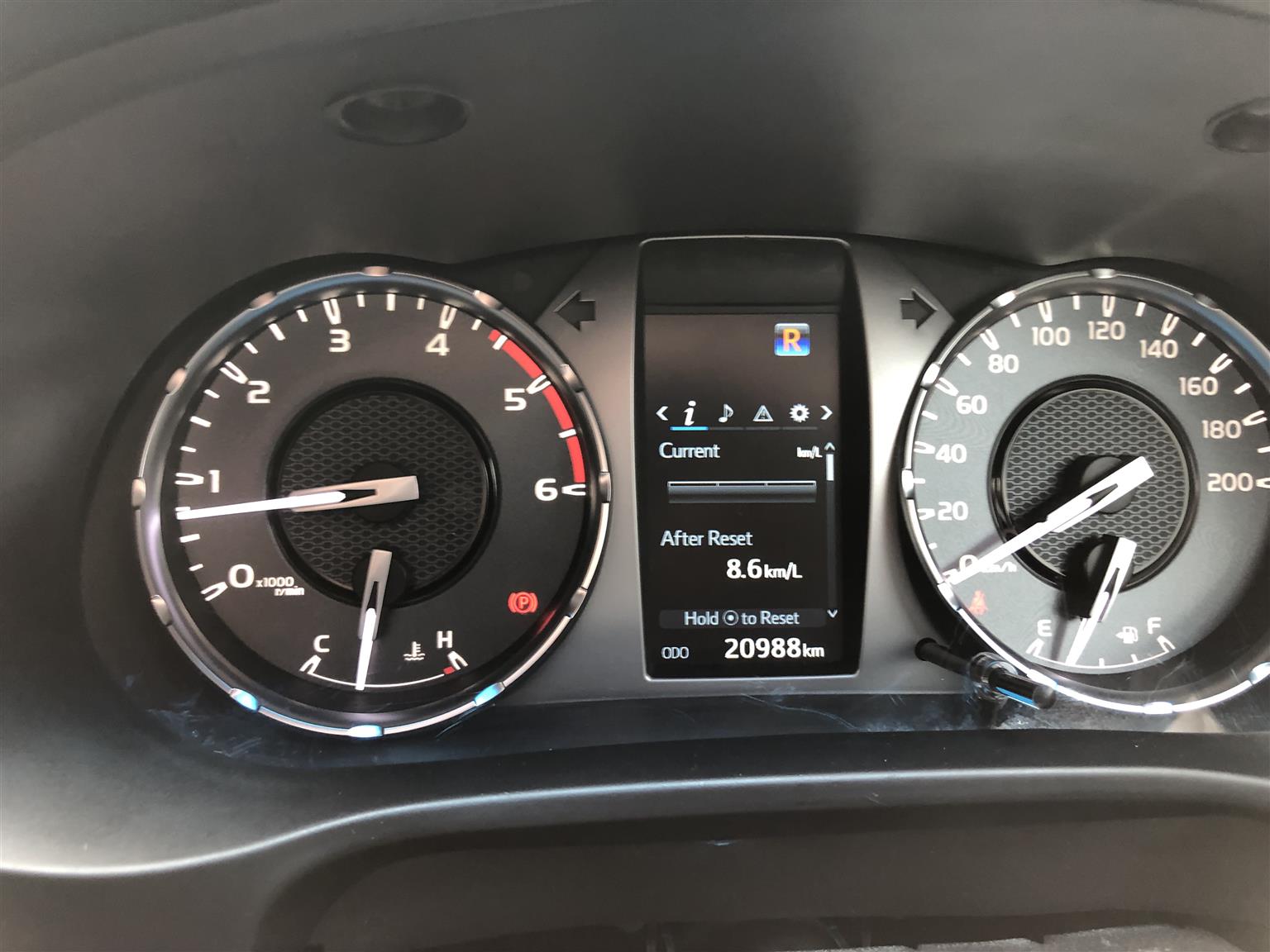 Used 2024 Toyota Hilux 2.4GD-6 double cab Raider auto - Private Seller Used 2024 Toyota Hilux 2.4GD-6 double cab Raider auto - Private Seller