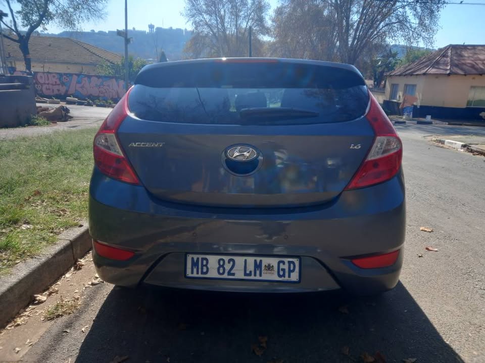 2016 Hyundai Accent HATCHBACK 1.6 Automatic, 80000kms