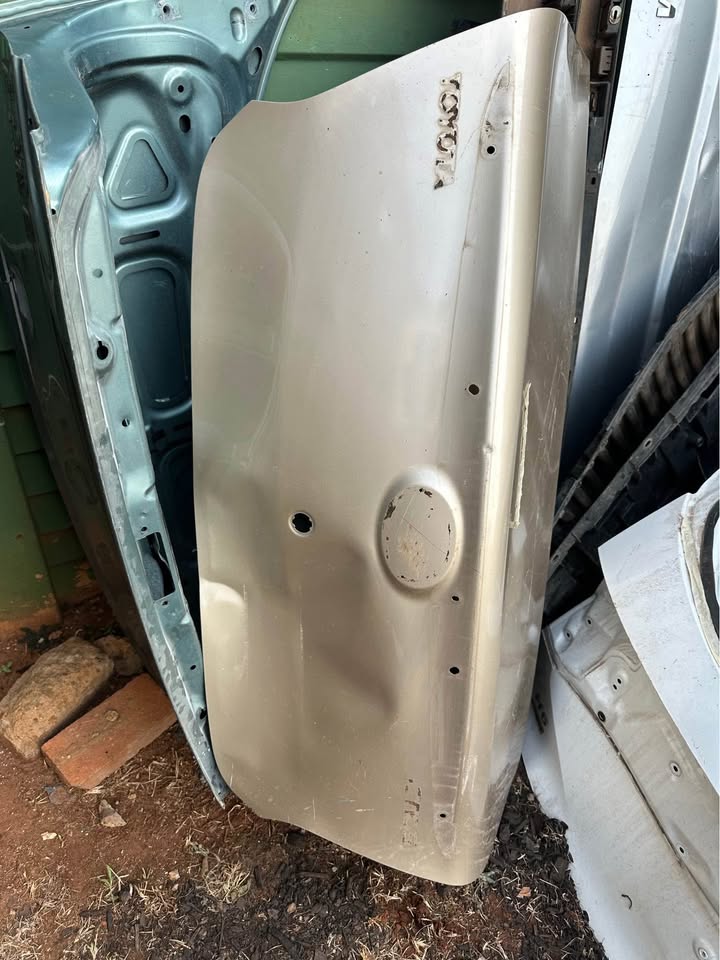 Toyota Etios sedan bootlid - Private Seller