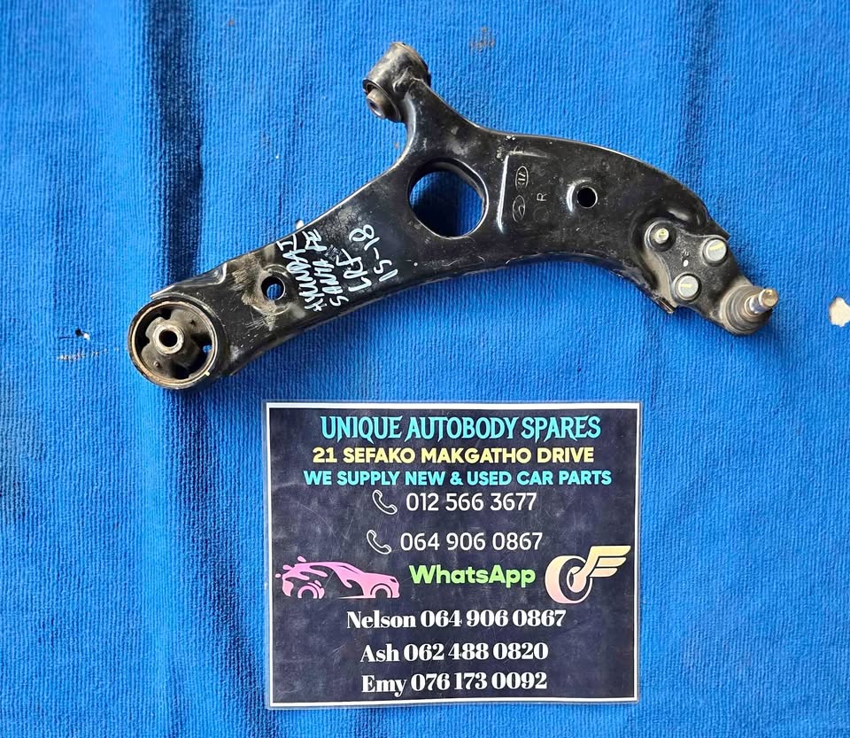 Hyundai Santa Fe Control Arm Right Front - Private Seller Hyundai Santa Fe Control Arm Right Front - Private Seller