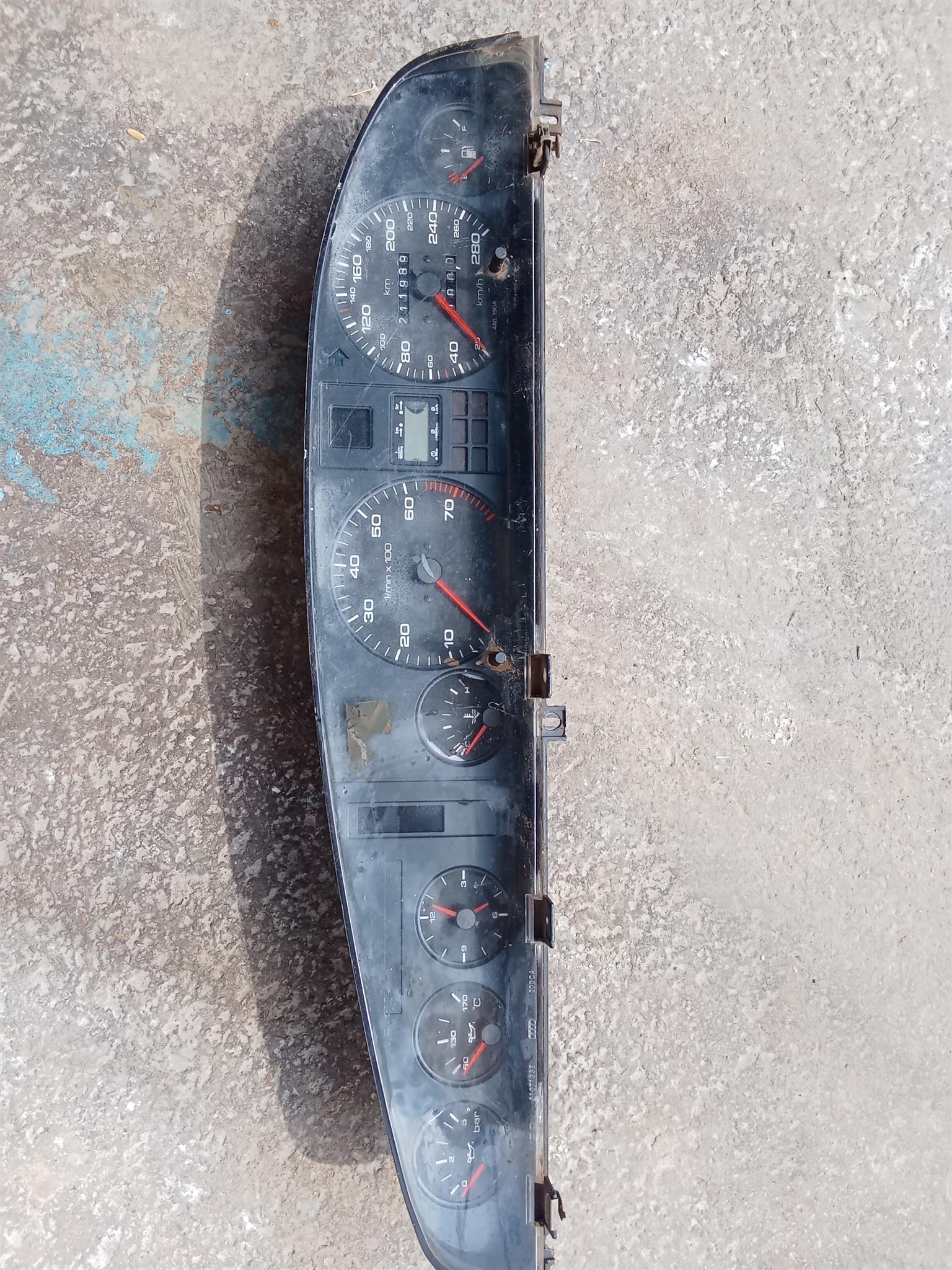 Toyota twin cam cluster - Private Seller Toyota twin cam cluster - Private Seller
