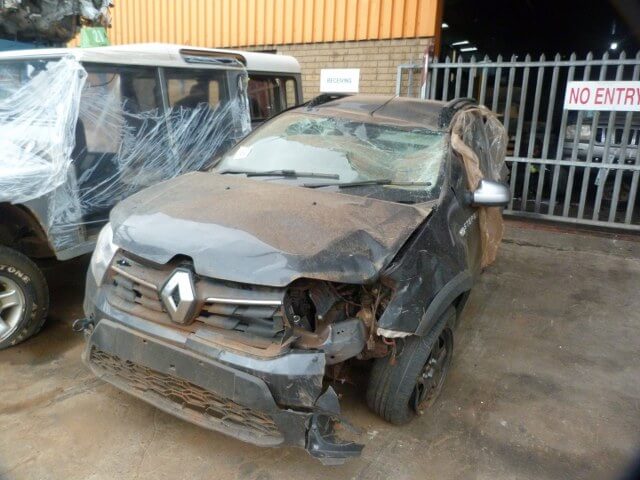 Stripping for Spares / Renault Sandero Stepway Expression 900T 2020 - Private Seller Stripping for Spares / Renault Sandero Stepway Expression 900T 2020 - Private Seller