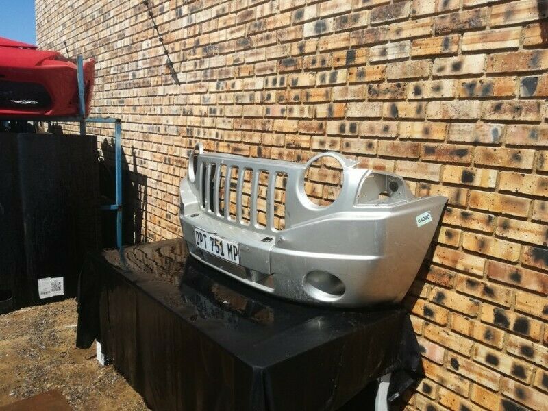 Jeep Patriot Front Bumper - Private Seller Jeep Patriot Front Bumper - Private Seller