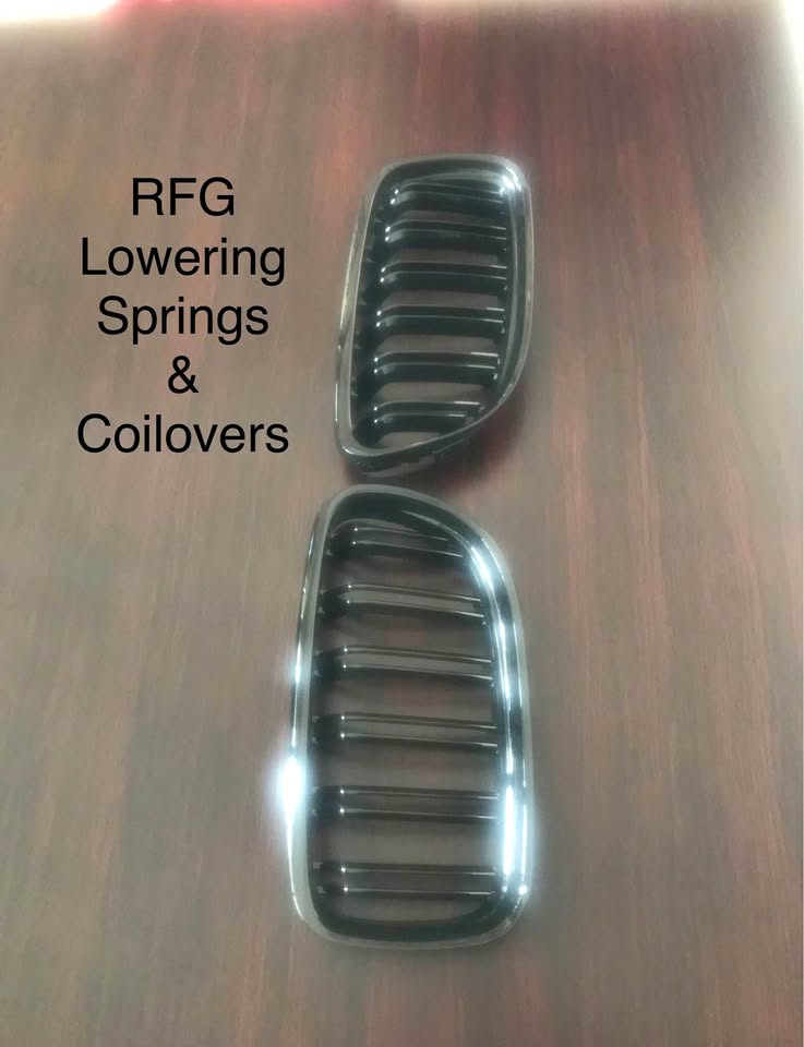 Bmw E90 Pre face lift and facelift gloss black double slat grills - Private Seller Bmw E90 Pre face lift and facelift gloss black double slat grills - Private Seller