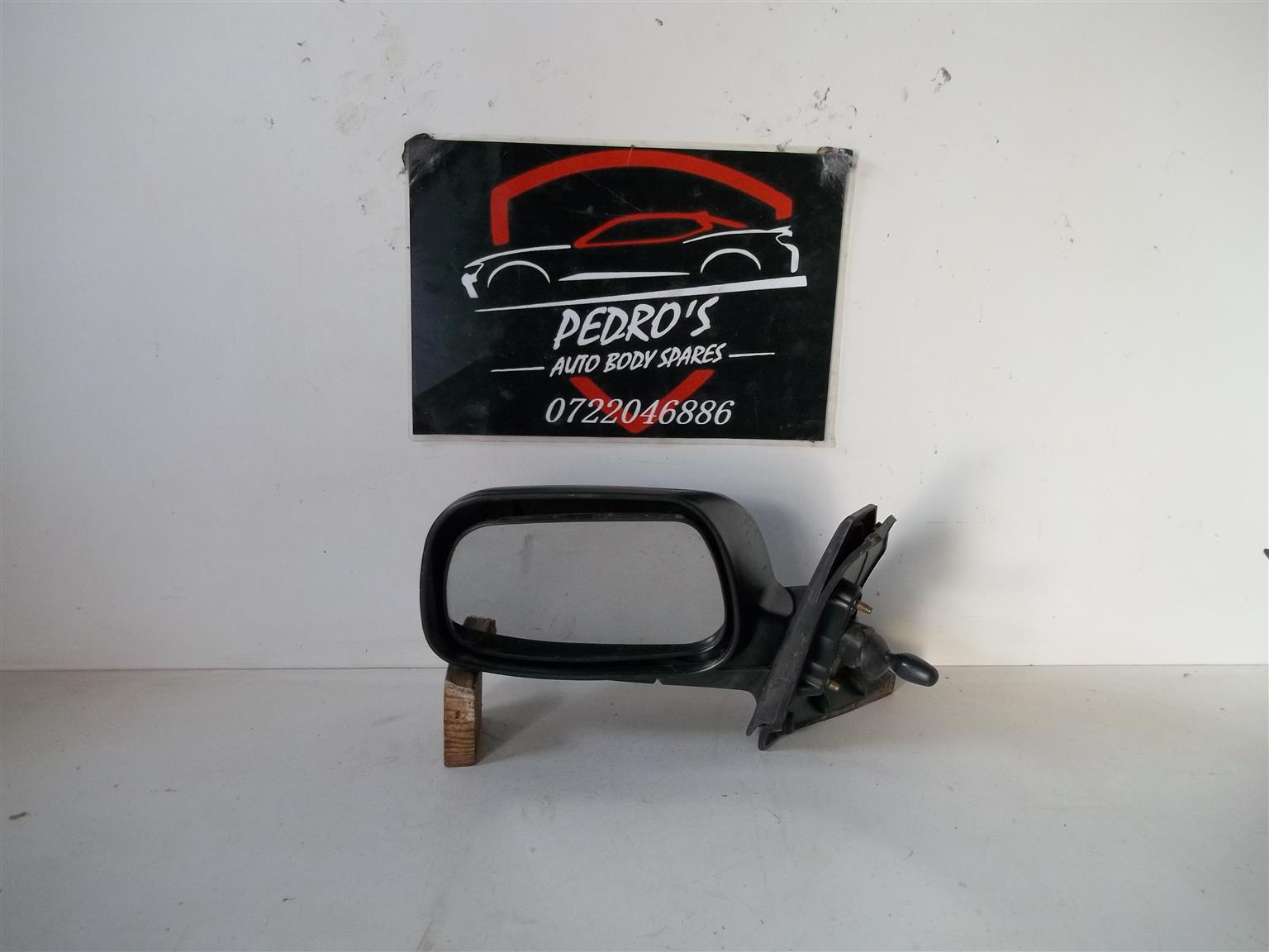 Toyota Corolla left mirror (Manual) - Private Seller Toyota Corolla left mirror (Manual) - Private Seller