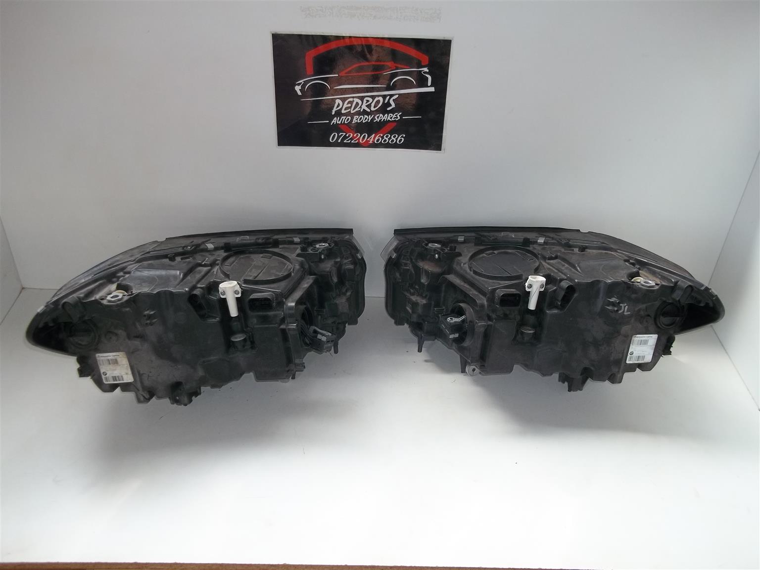 BMW G01 LED Headlight set (L&R) (Sold as a set) - Private Seller