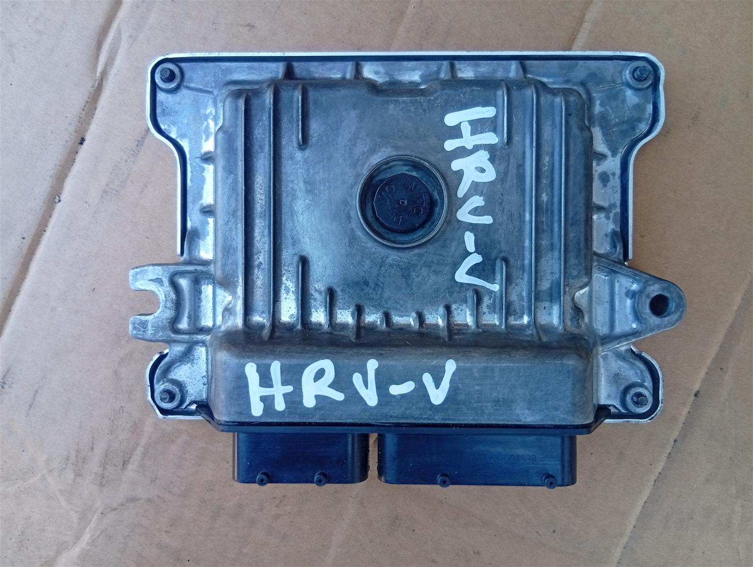 2016-2018 Honda HRV HR-V Engine Control Unit ECU 3782051MC52 Module 330-7A5 - Private Seller 2016-2018 Honda HRV HR-V Engine Control Unit ECU 3782051MC52 Module 330-7A5 - Private Seller