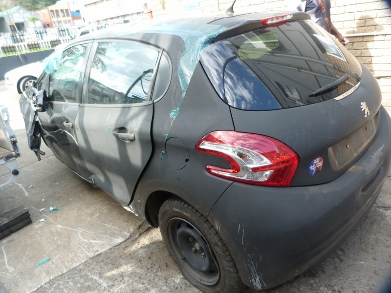 Peugeot 208 1.2 Manual 10B Black - 2015 SPARESBOYZ STRIPPING FOR SPARES - Private Seller Peugeot 208 1.2 Manual 10B Black - 2015 SPARESBOYZ STRIPPING FOR SPARES - Private Seller