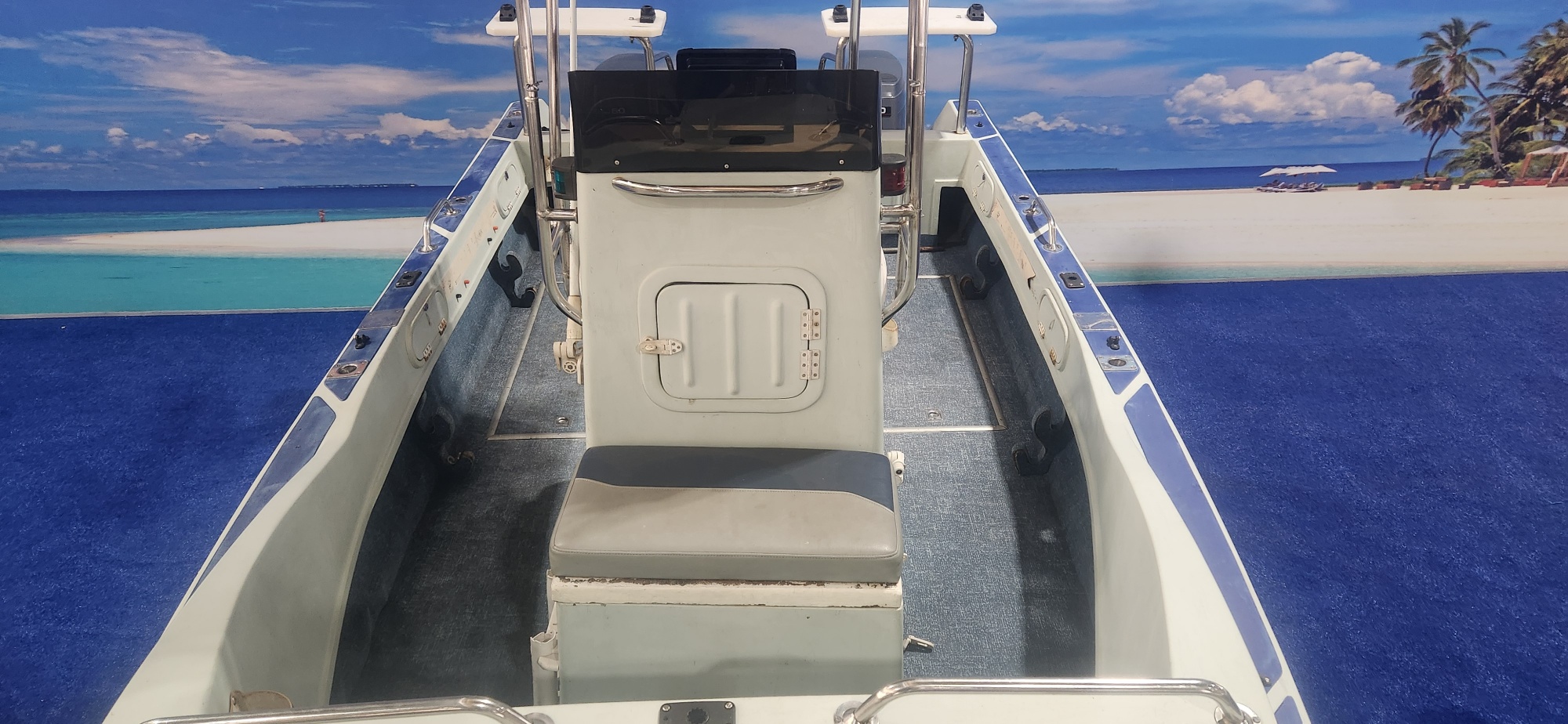 T CAT 16,6 CC ON TRAILER 2 X 60 HP YAMAHA