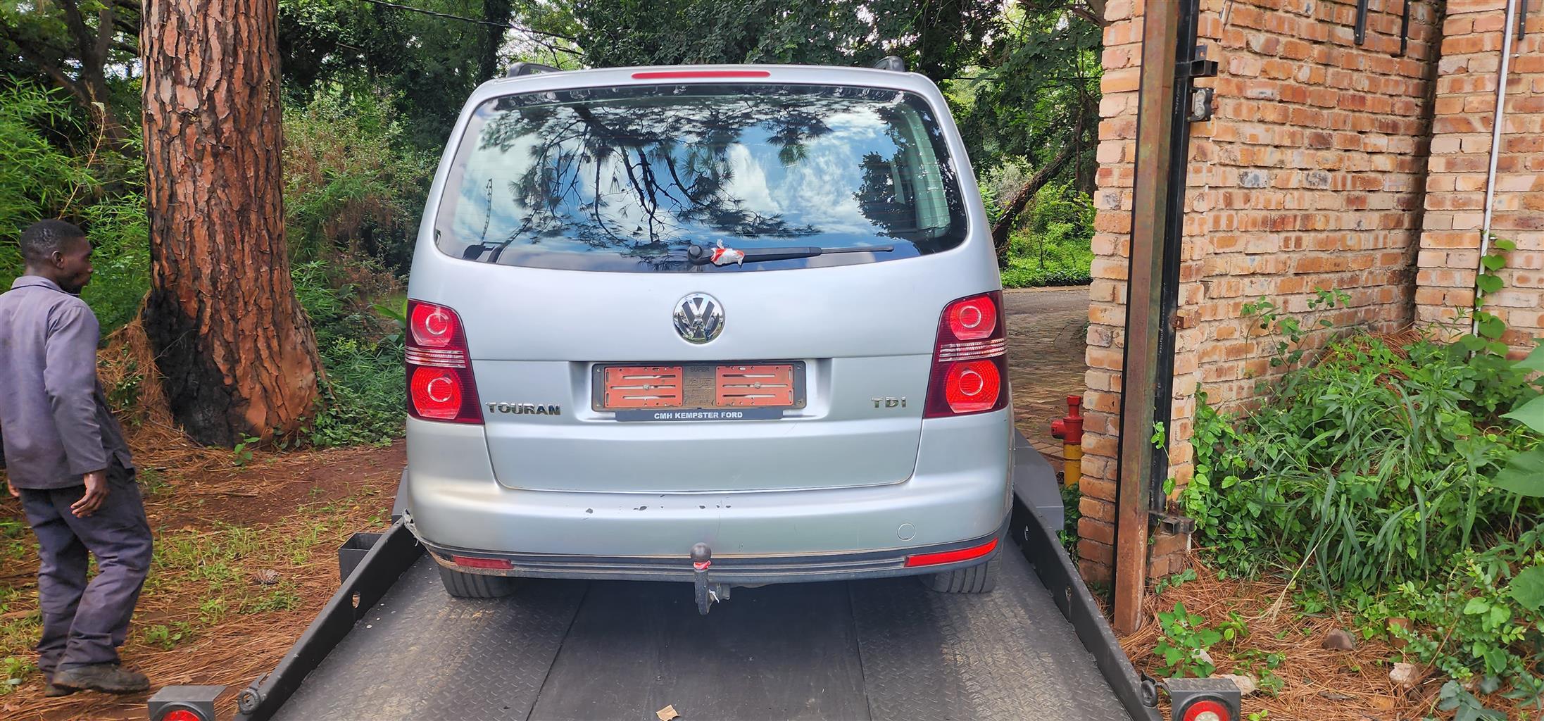 Vw touran 2007 code 2 1.9 tdi bxe 6 speed manual - Private Seller Vw touran 2007 code 2 1.9 tdi bxe 6 speed manual - Private Seller