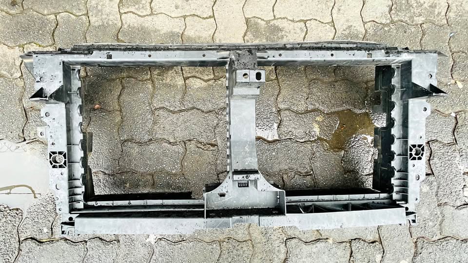 FORD RANGER T9 CRADLE - Private Seller FORD RANGER T9 CRADLE - Private Seller