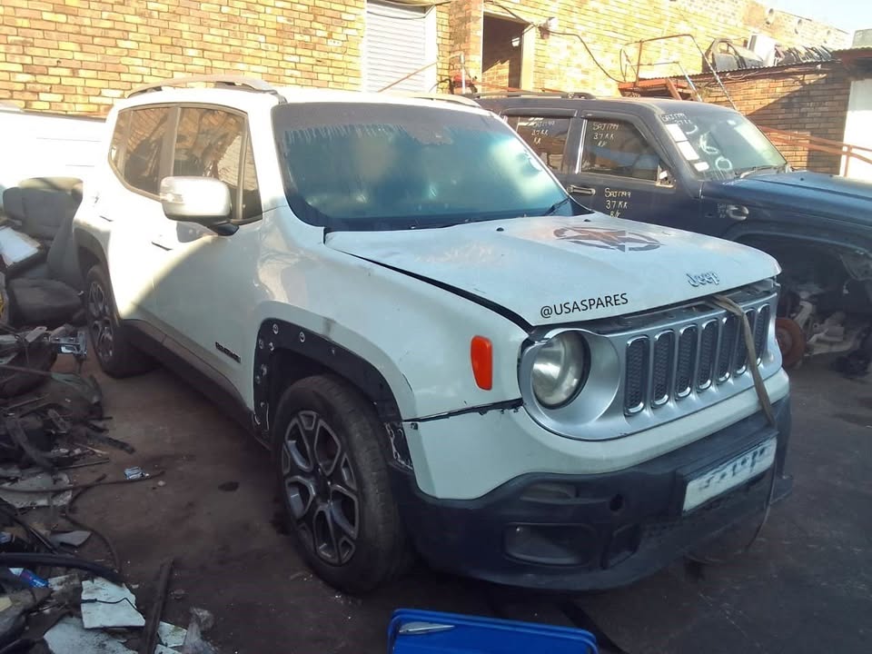 2015 Jeep Renegade 1.4 Manual Petrol - Now Stripping For Spares - Private Seller 2015 Jeep Renegade 1.4 Manual Petrol - Now Stripping For Spares - Private Seller