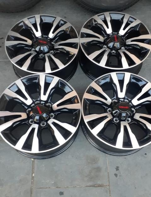 18" Isuzu X-Rider Original mags set - Private Seller 18" Isuzu X-Rider Original mags set - Private Seller