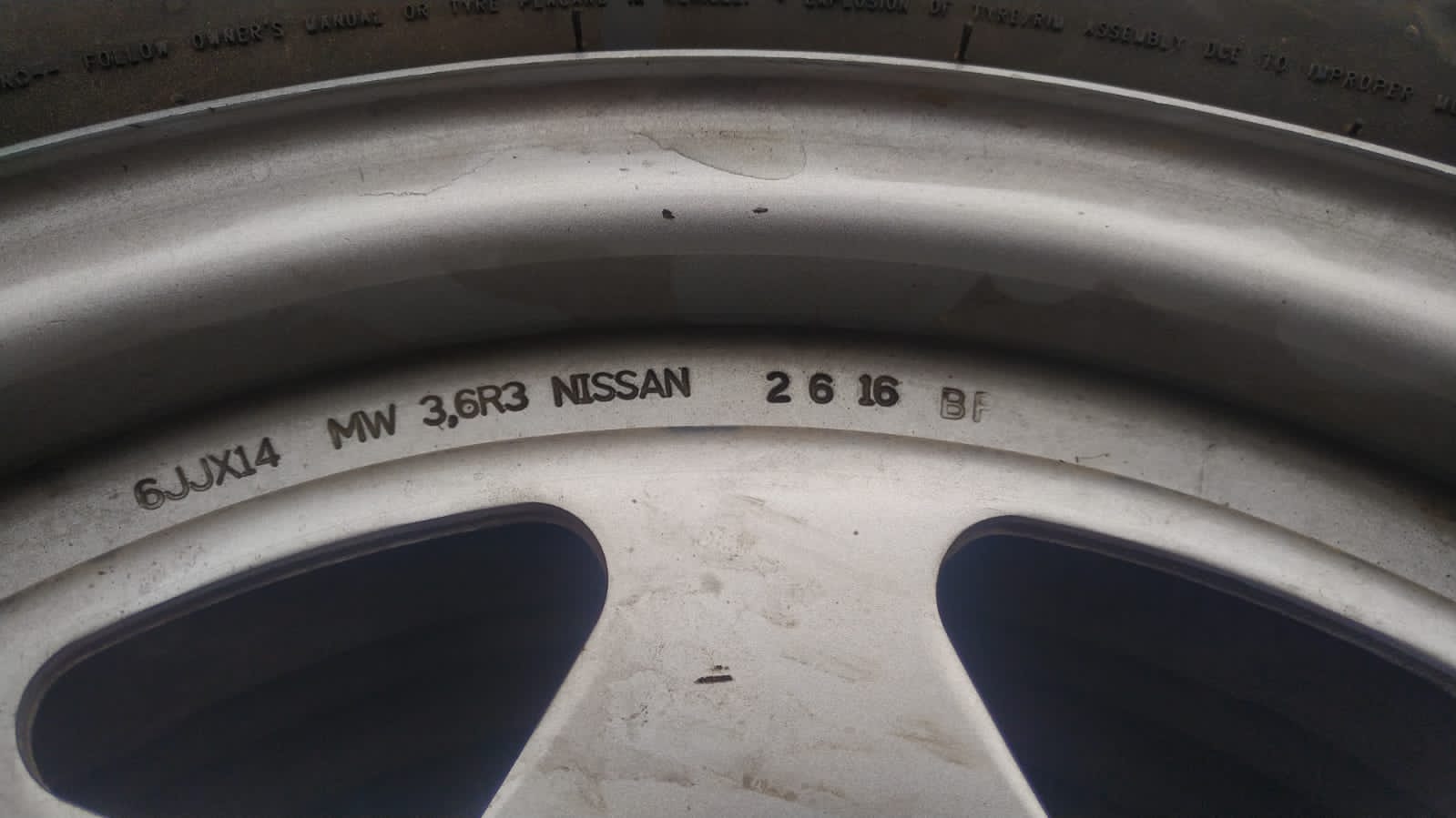 Nissan NP 300 Tires with rims - Private Seller Nissan NP 300 Tires with rims - Private Seller