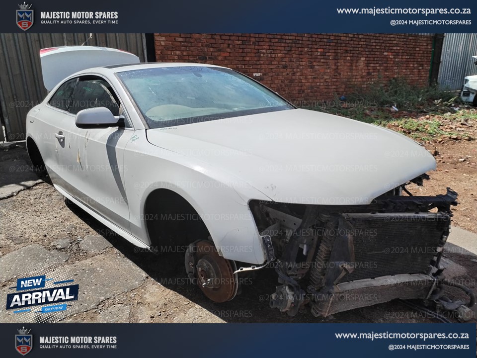 Audi A5 2012 stripping for used spares used parts