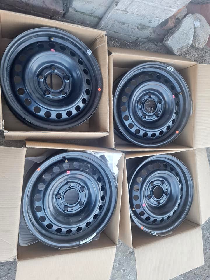 Kia Sonet original standard steal rims size size 15 - Private Seller