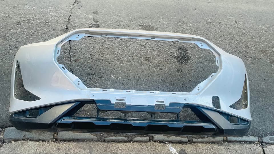 Nissan Magnite Bumper - Private Seller Nissan Magnite Bumper - Private Seller
