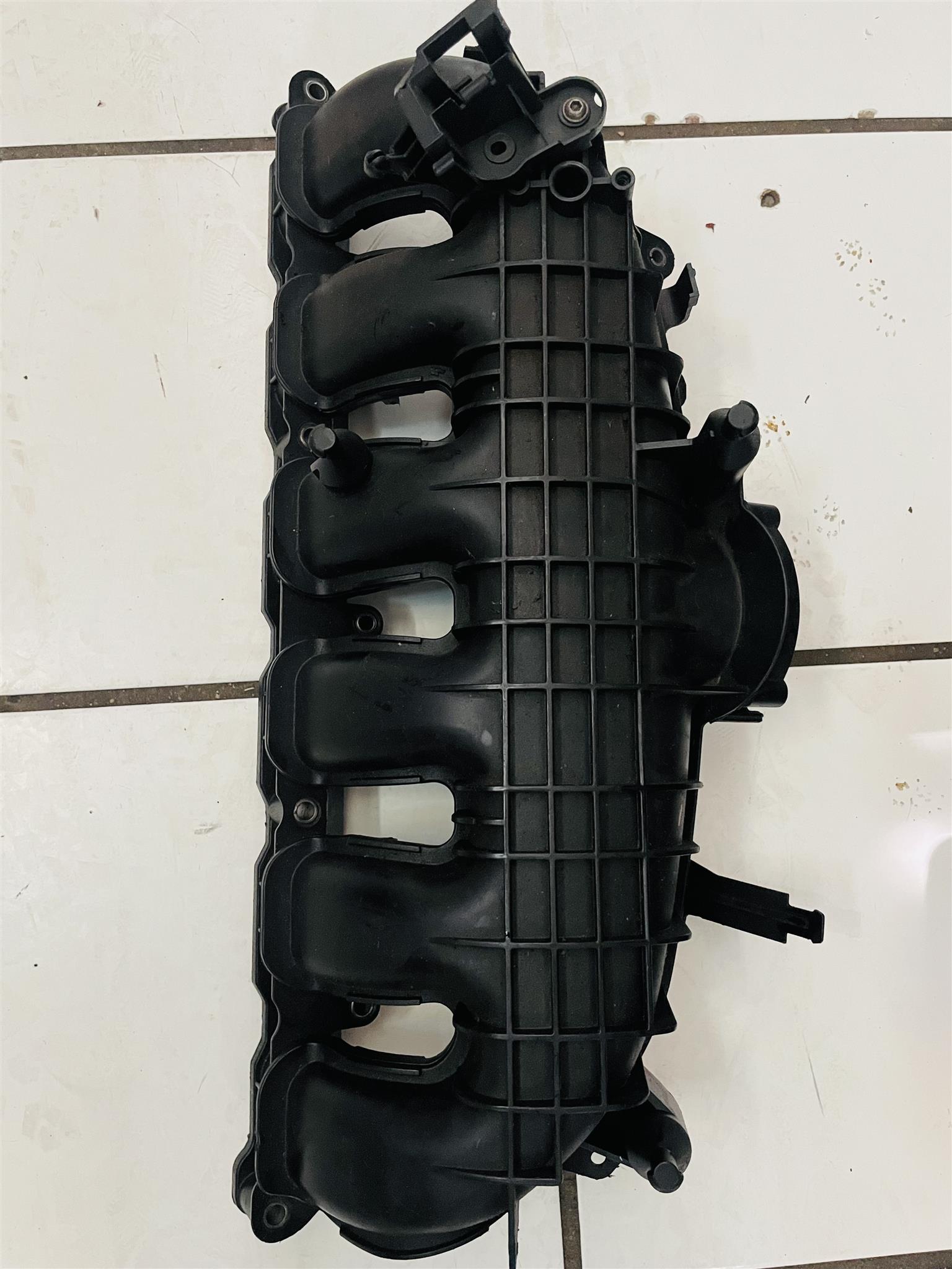 BMW E90 E92 E93 335 E82 135i N55 INTAKE MANIFOLD OEM 757691108 107K LM53 - Private Seller