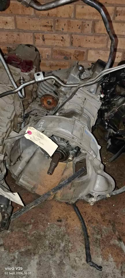 Isuzu 4jb1 4×4 gearbox for sale - Private Seller Isuzu 4jb1 4×4 gearbox for sale - Private Seller