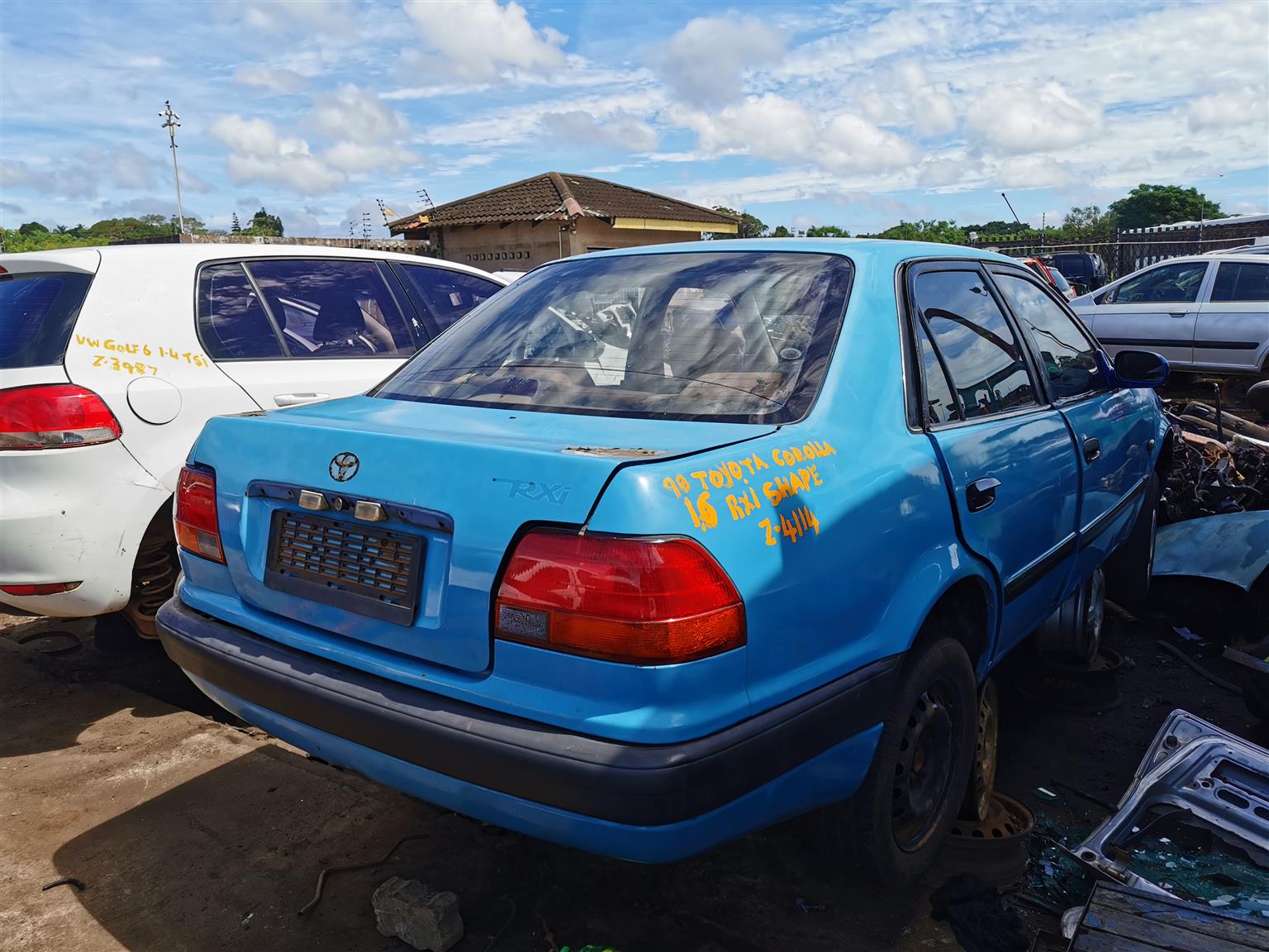 1998 Toyota Corolla 1.6 RXI shape - Stripping for Spares
