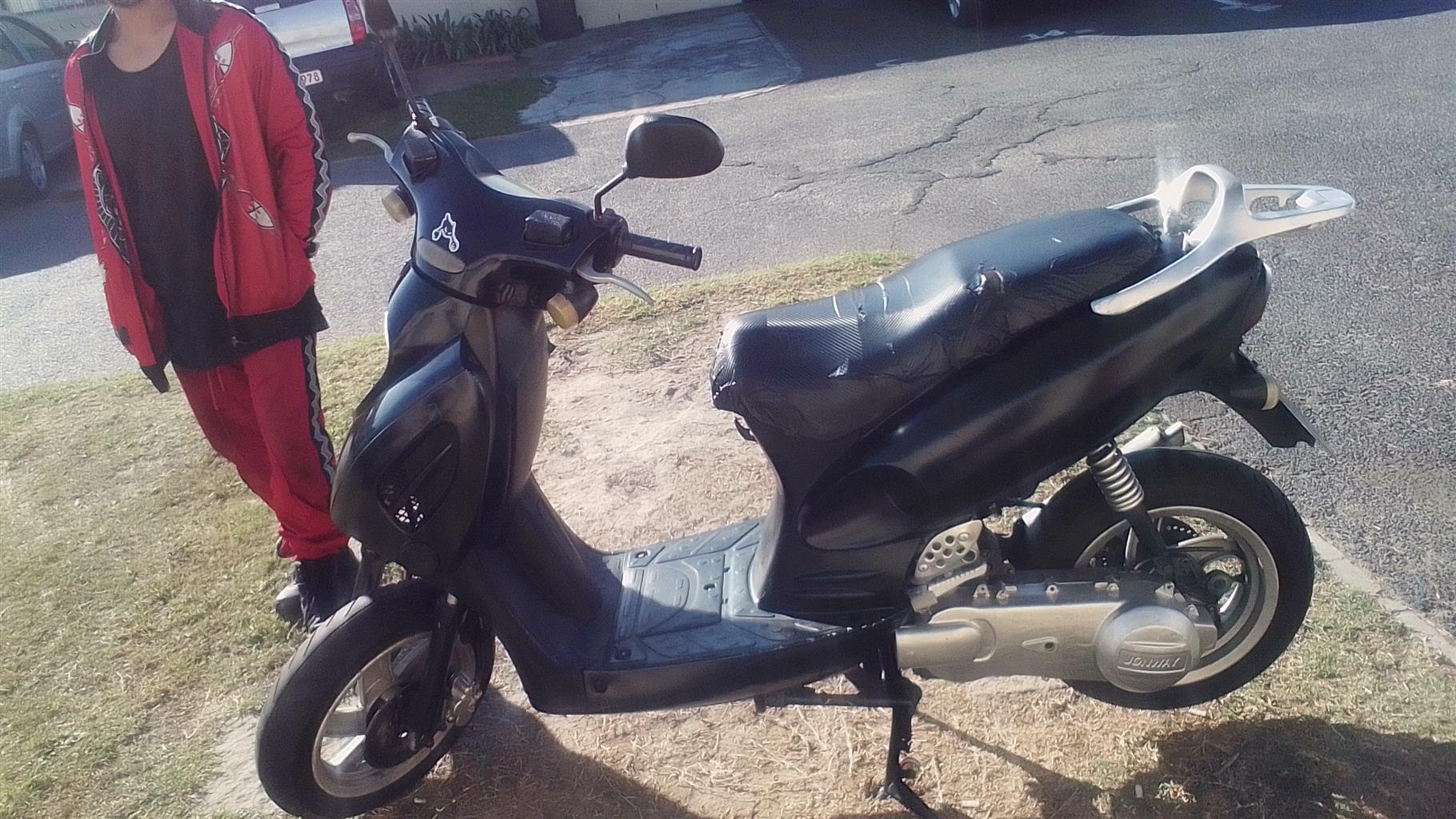 Jonway scooter 150cc 