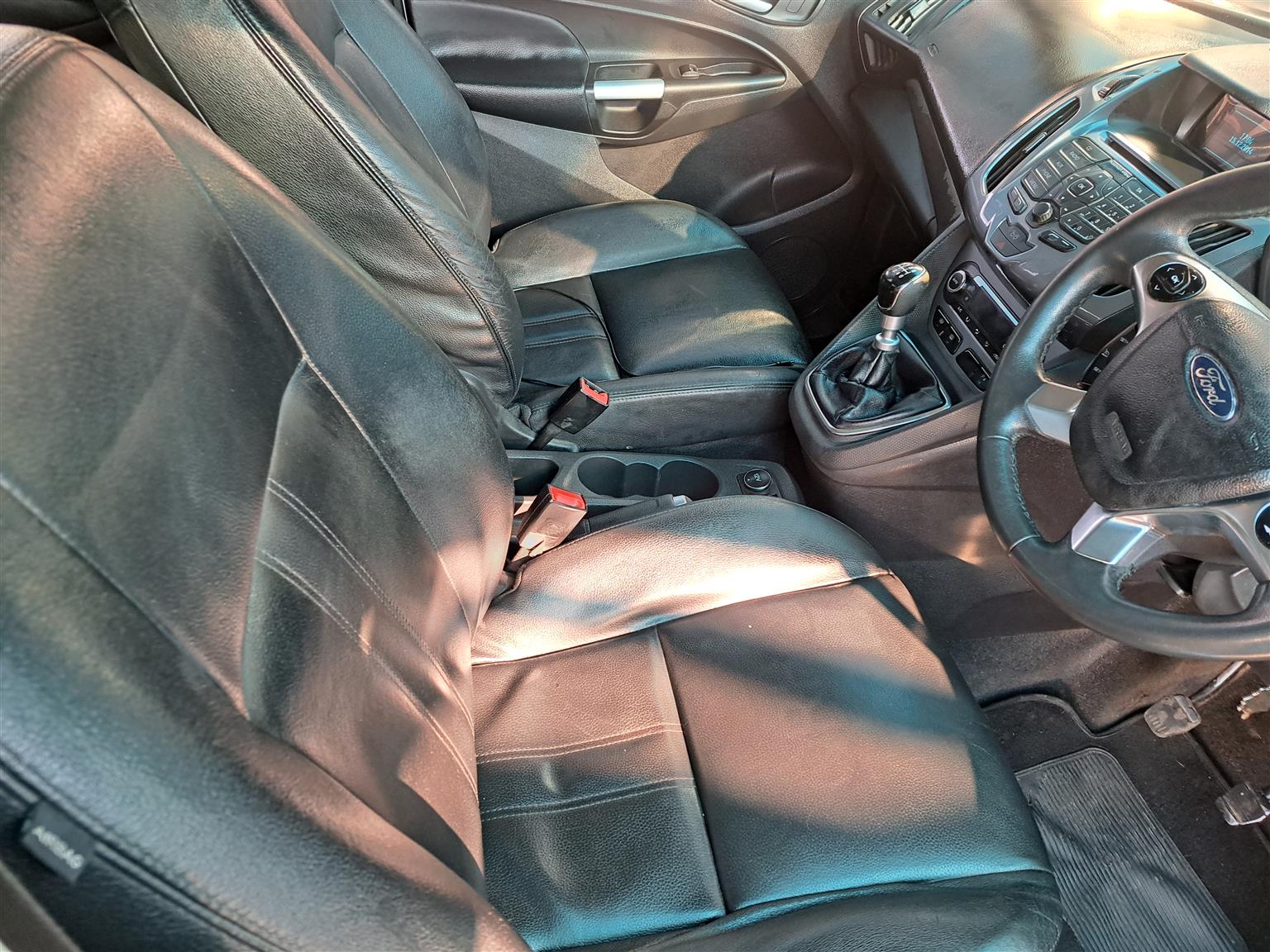 FORD TOURNEO 1.6 CONNET