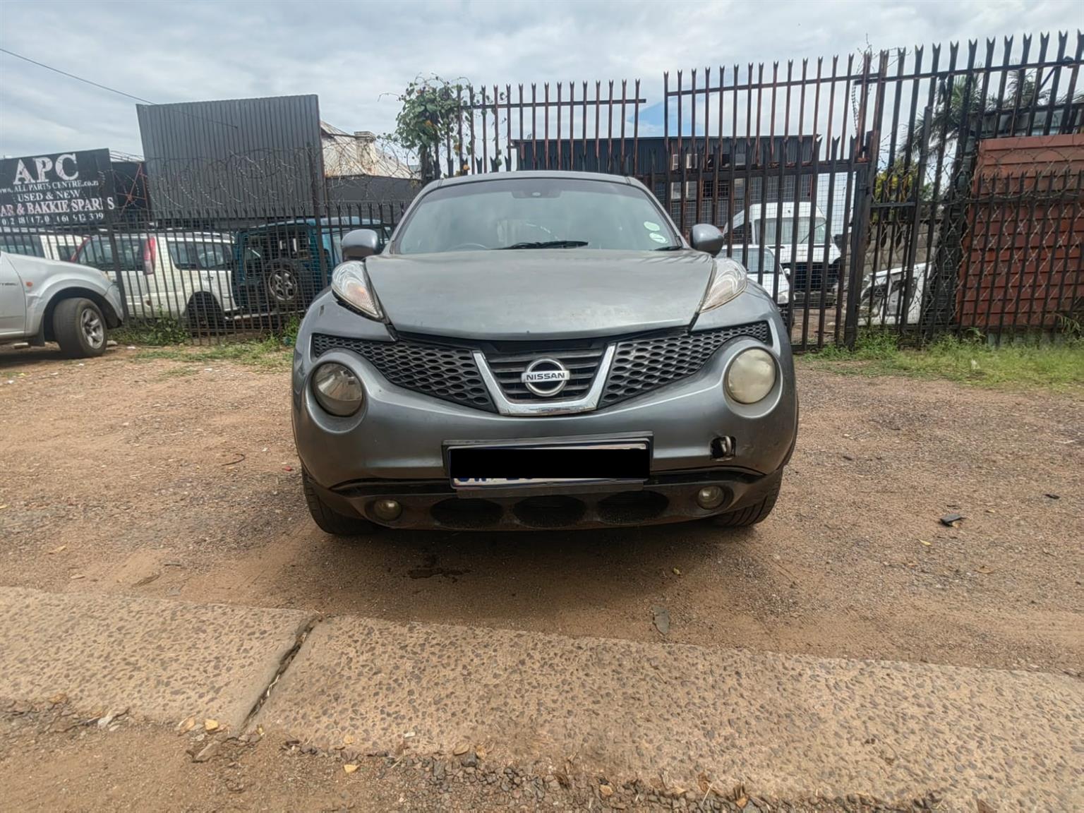 Stripping for Spares - Nissan Juke 1.6 2005 petrol manual HR16