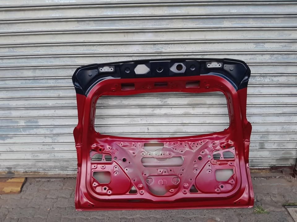 2021-2024 TOYOTA COROLLA CROSS TAILGATE FOR SALE