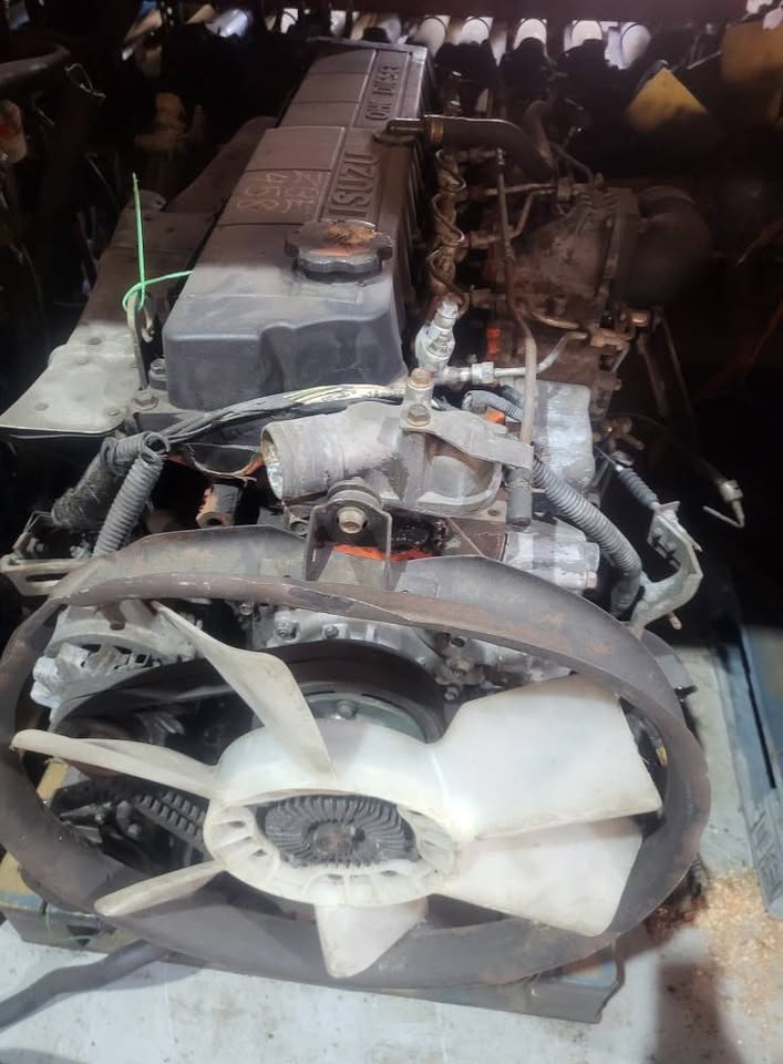 ISUZU 6HE1 ENGINE. COMPLETE. PLUG AND PLAY