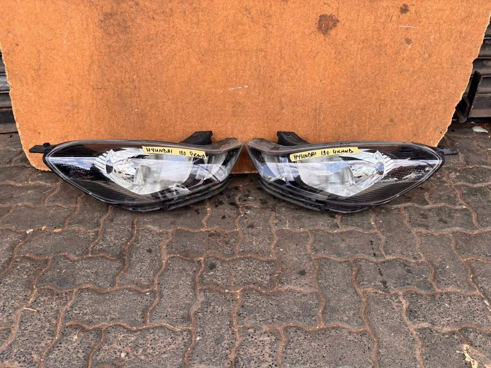 Hyundai i10 Grand Headlight - Private Seller Hyundai i10 Grand Headlight - Private Seller