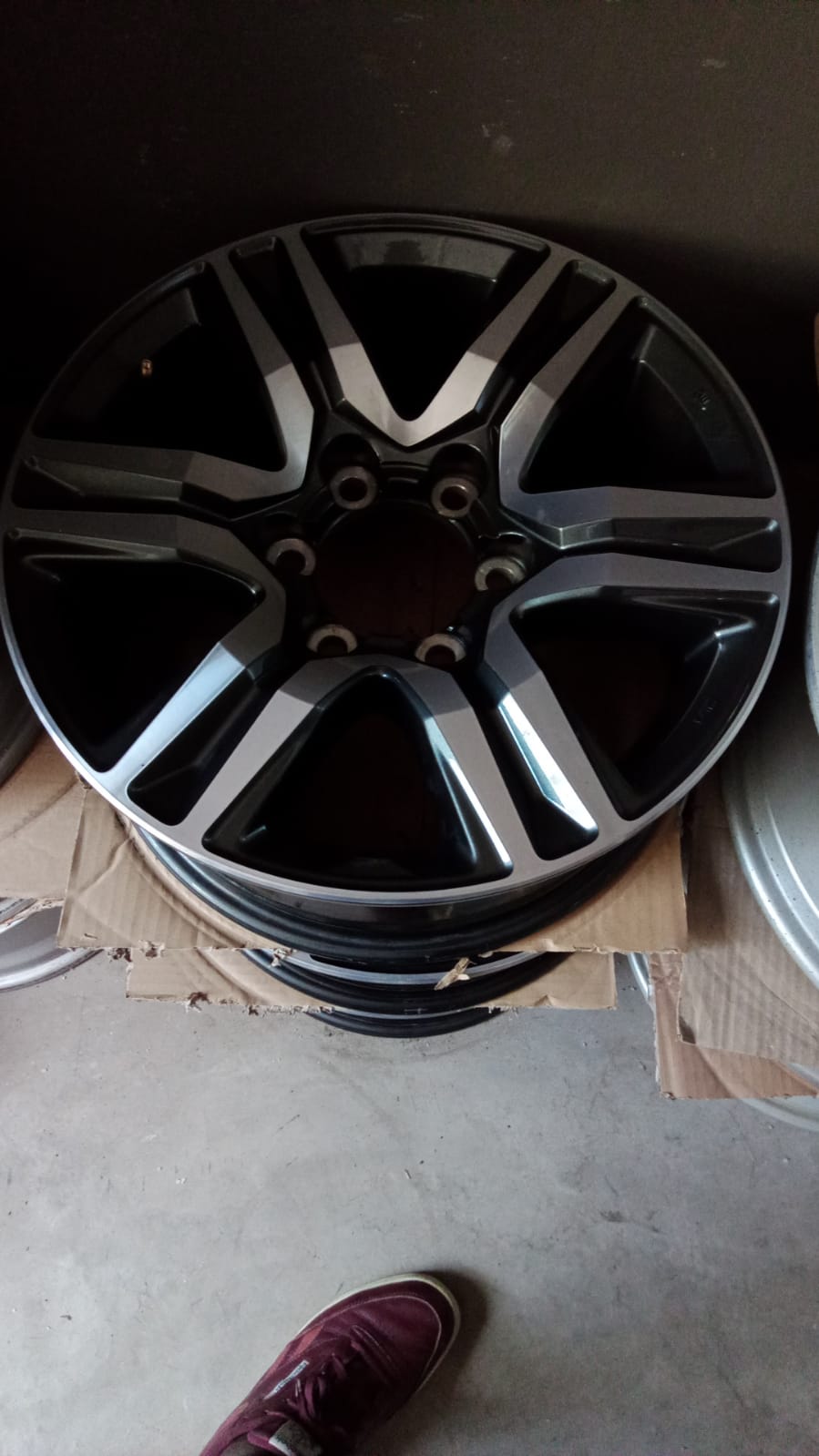 17" Toyota Hilux/Fortuner original to use for spare wheel - Private Seller 17" Toyota Hilux/Fortuner original to use for spare wheel - Private Seller