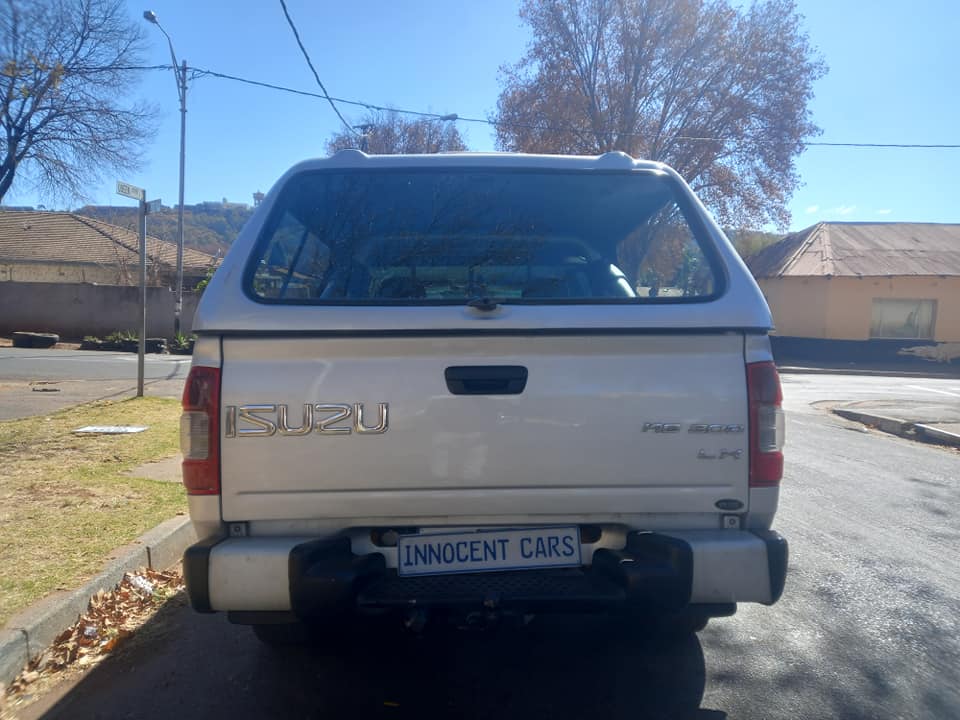 2006 ISUZU KB300 LE DIESEL ENGINE, MANUAL, SILVER COLOR, DOUBLE CAB, MILEAGE 103000KM