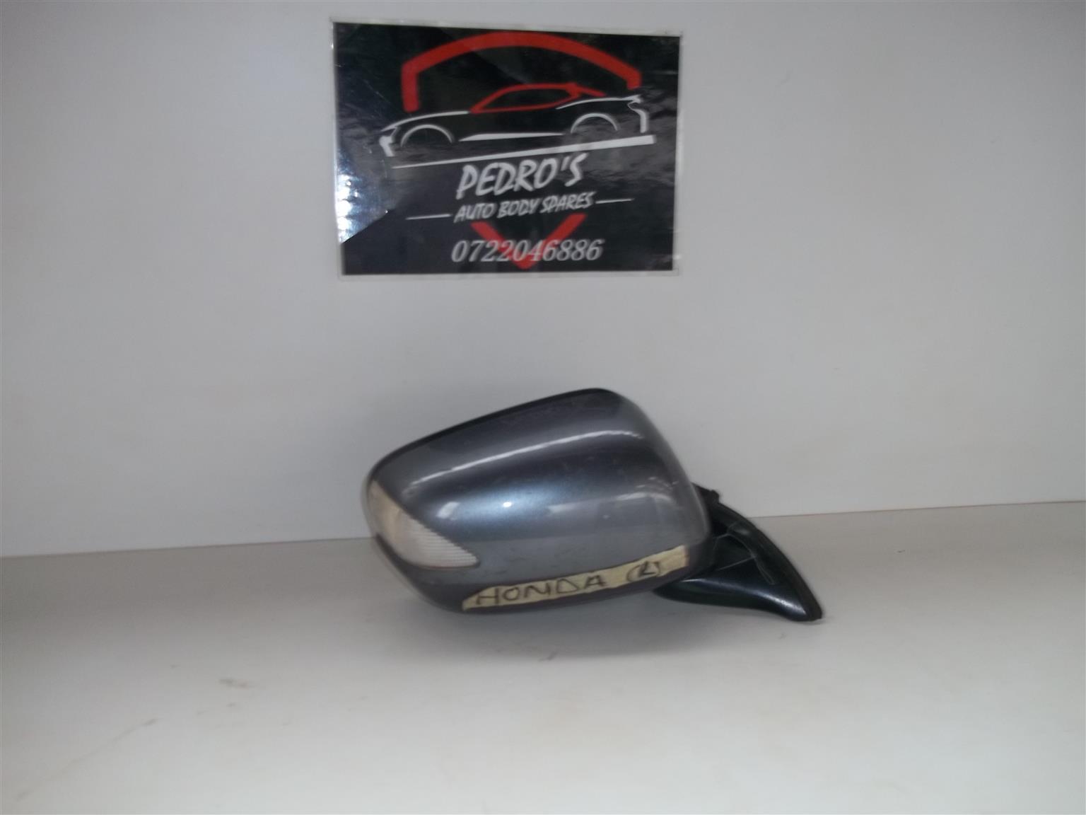 Honda (Right) side mirror - Private Seller Honda (Right) side mirror - Private Seller
